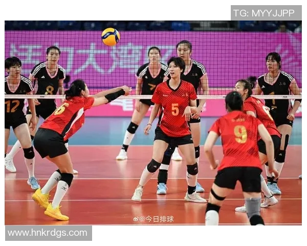 上海排球队世界杯预选赛精彩配合展现团队实力与战术智慧
